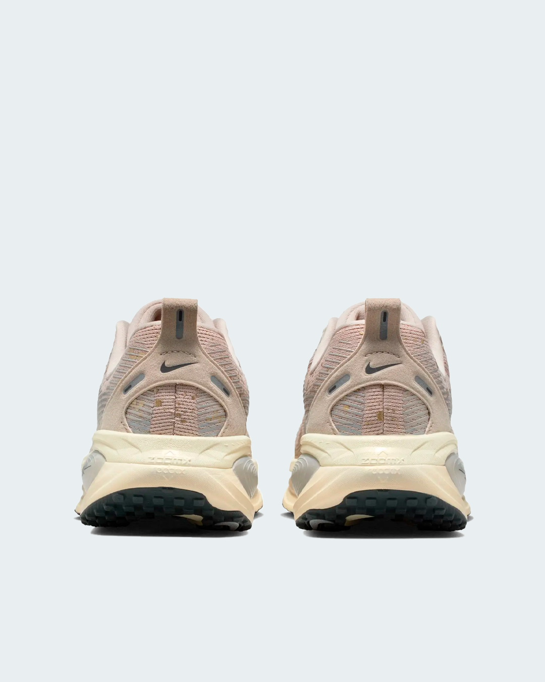 Tenis Nike Vomero 18 SE Mujer