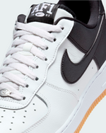 Tenis Nike Air Force 1 07 LV8 Hombre